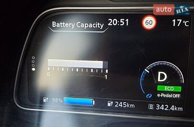 Хэтчбек Nissan Leaf 2017 в Радивилове