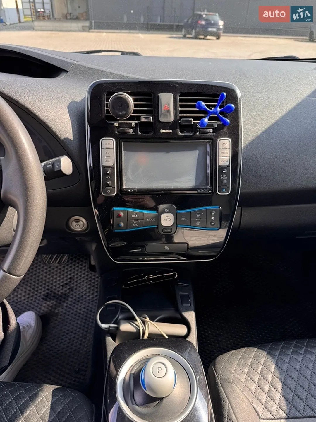 2013 Nissan Leaf - мініатюра 10