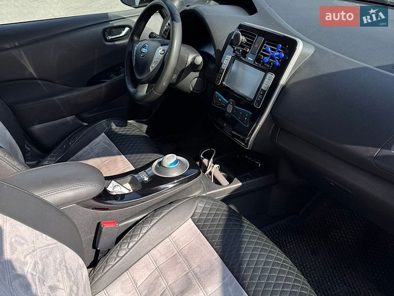 Хетчбек Nissan Leaf 2013 в Бориславі фото 12 Хетчбек Nissan Leaf 2013 в Бориславі