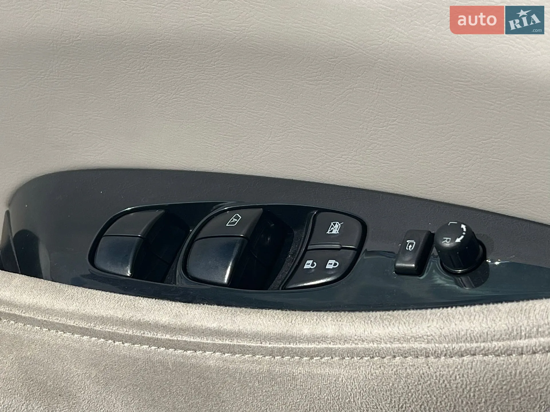 2012 Nissan Leaf - мініатюра 9