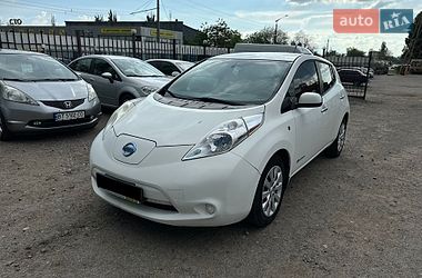 Хетчбек Nissan Leaf 2013 в Миколаєві