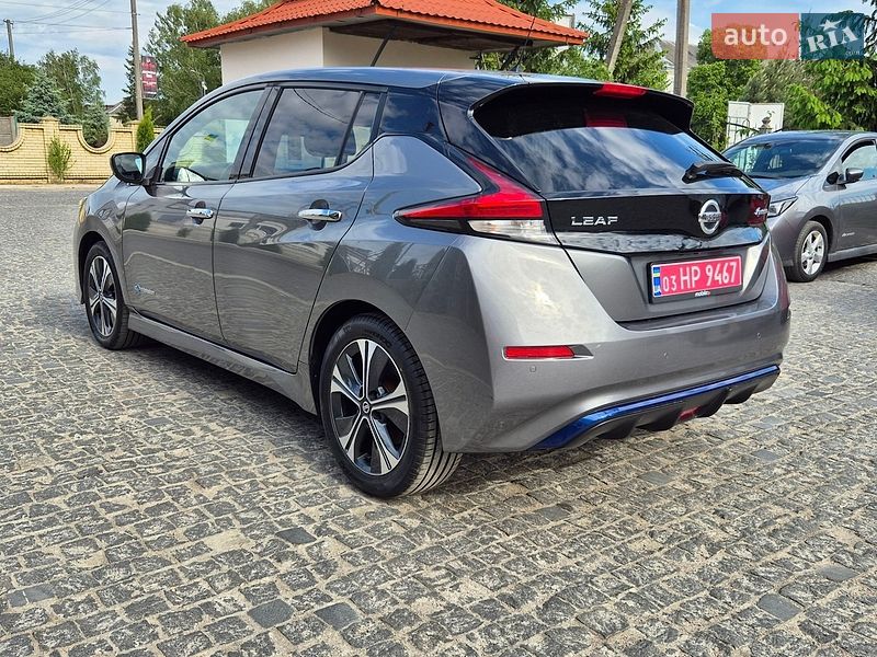 Хэтчбек Nissan Leaf 2018 в Золочеве фото 9 Хэтчбек Nissan Leaf 2018 в Золочеве