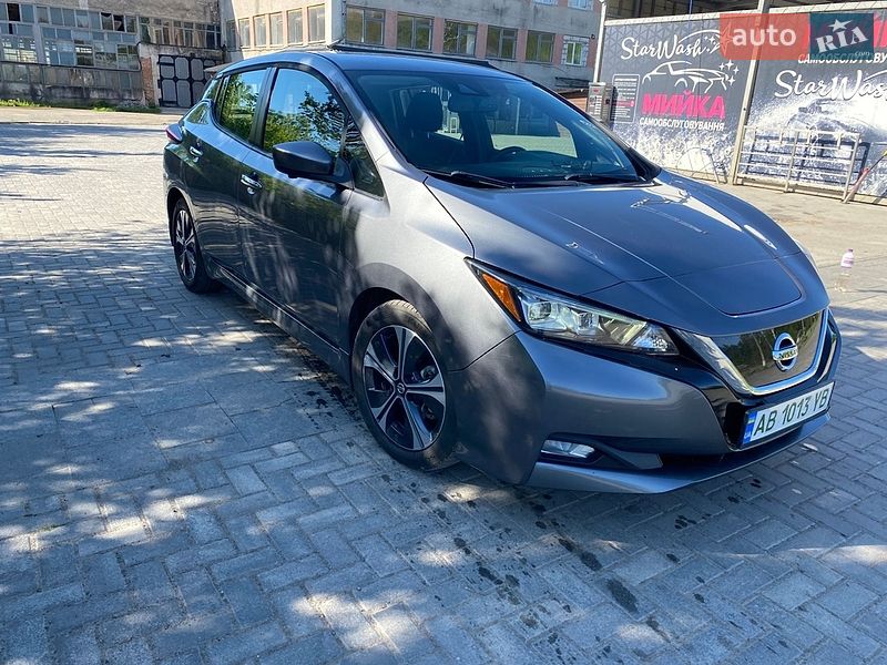 Хетчбек Nissan Leaf 2021 в Вінниці