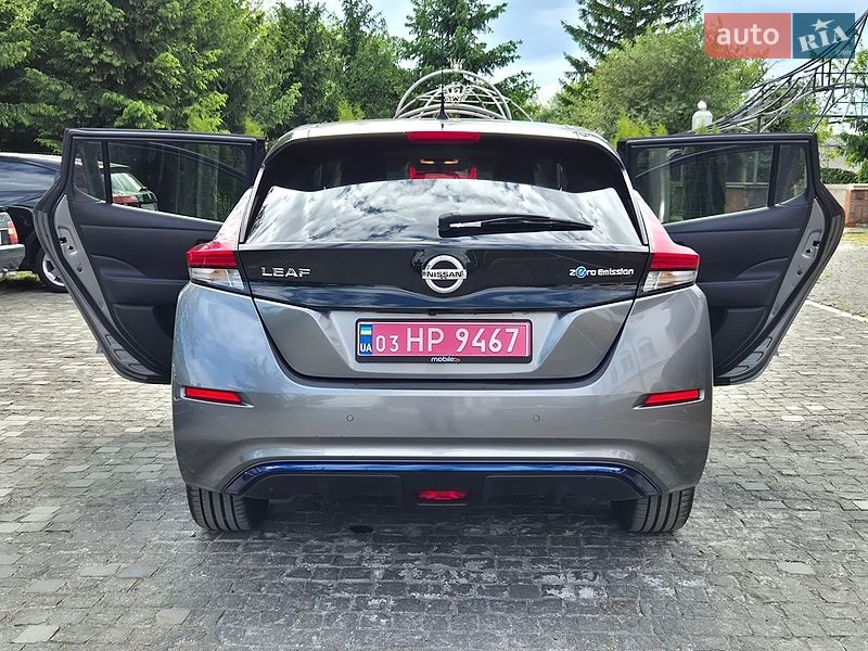Хэтчбек Nissan Leaf 2018 в Золочеве фото 27 Хэтчбек Nissan Leaf 2018 в Золочеве