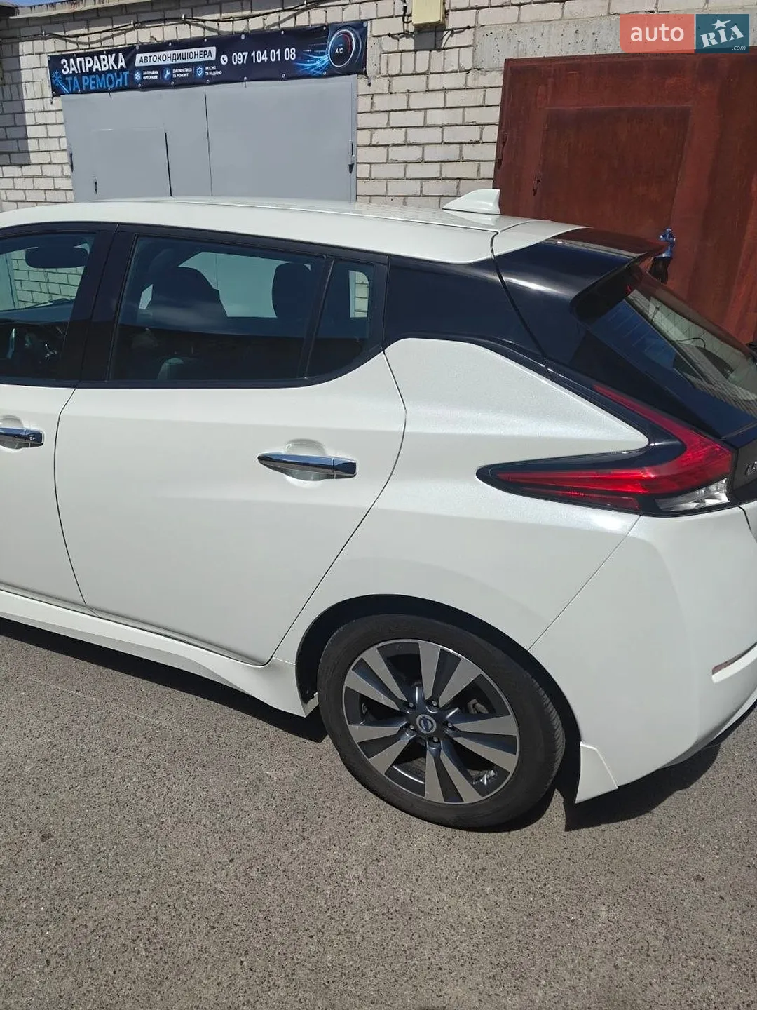 2017 Nissan Leaf - мініатюра 4