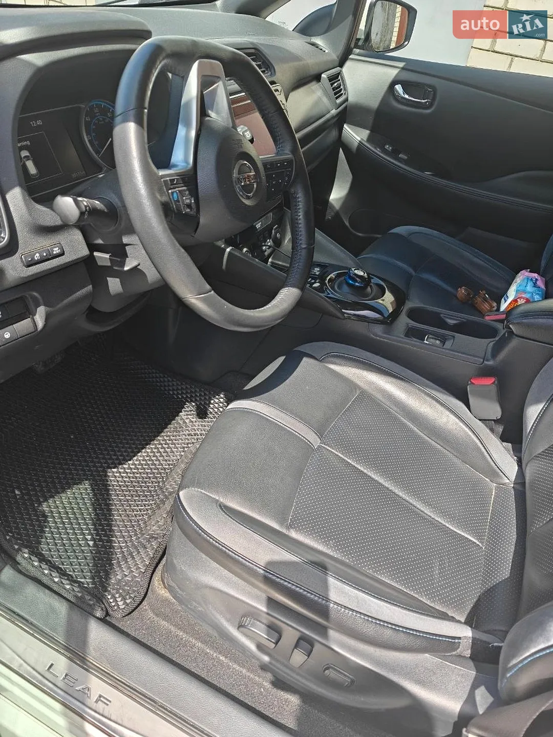 2017 Nissan Leaf - мініатюра 14