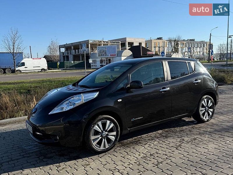 Хэтчбек Nissan Leaf 2014 в Луцке