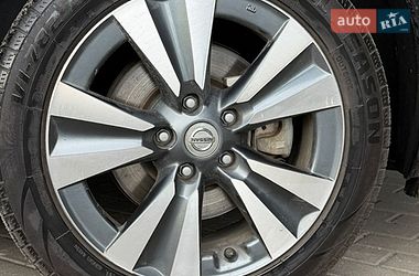 Хэтчбек Nissan Leaf 2016 в Киеве