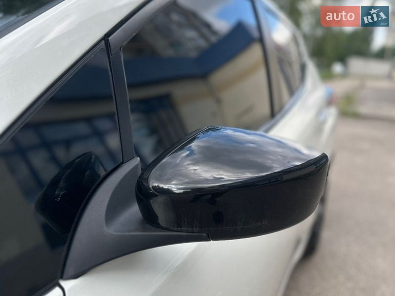 Хэтчбек Nissan Leaf 2020 в Кропивницком