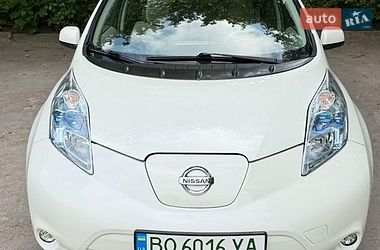 Хэтчбек Nissan Leaf 2013 в Тернополе