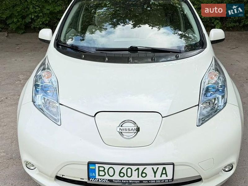 Хетчбек Nissan Leaf 2013 в Тернополі