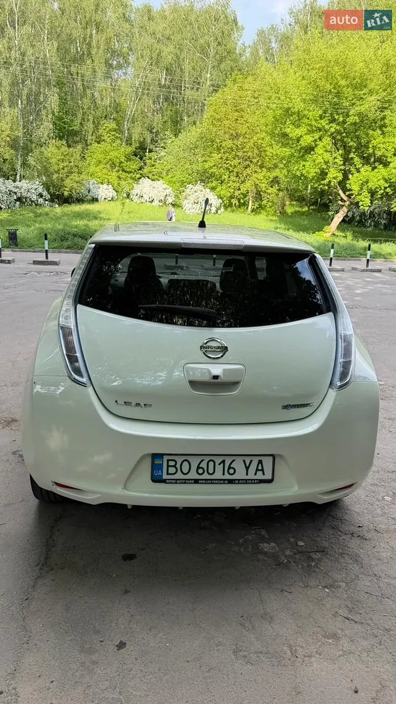 2013 Nissan Leaf - мініатюра 4