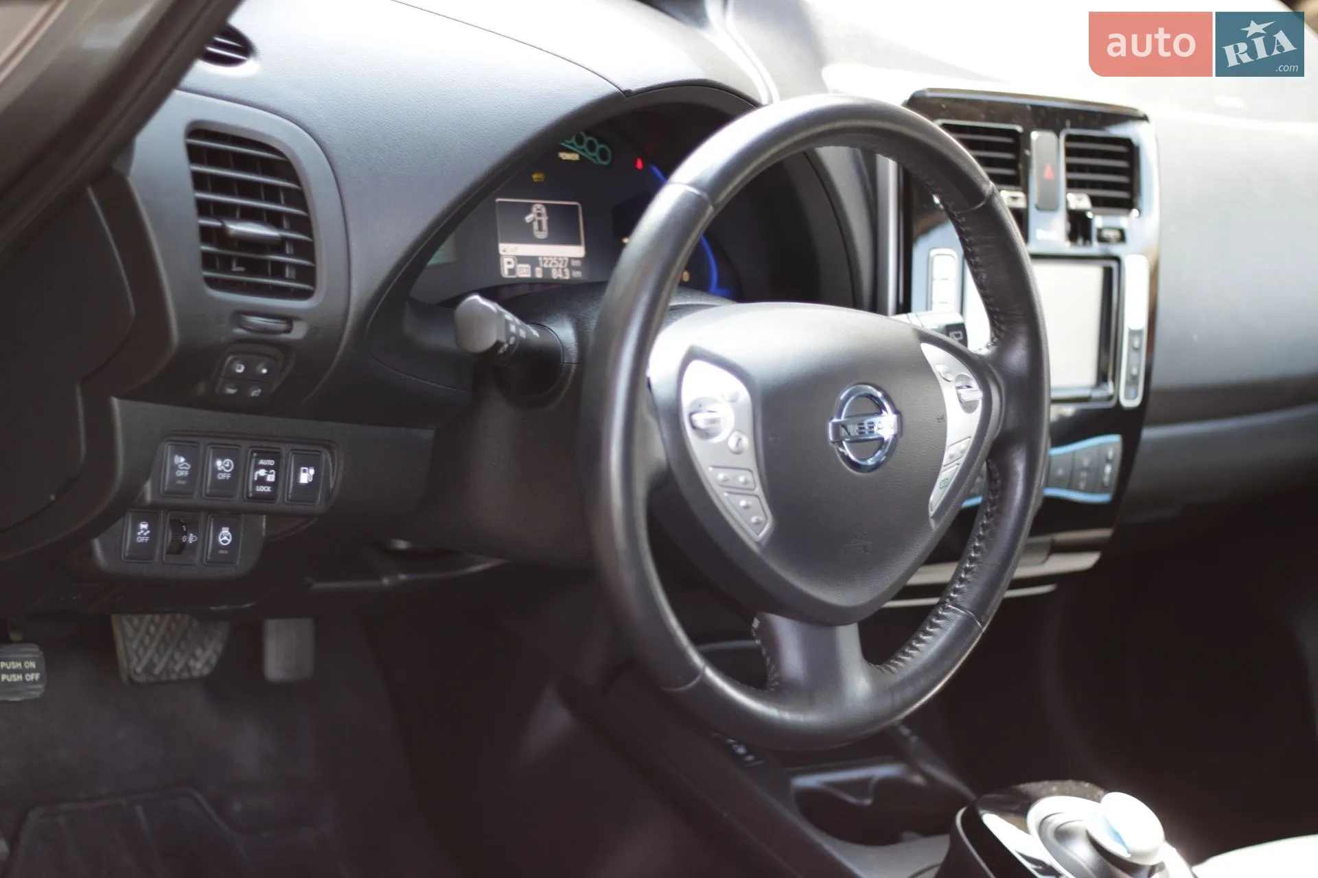2016 Nissan Leaf - мініатюра 10
