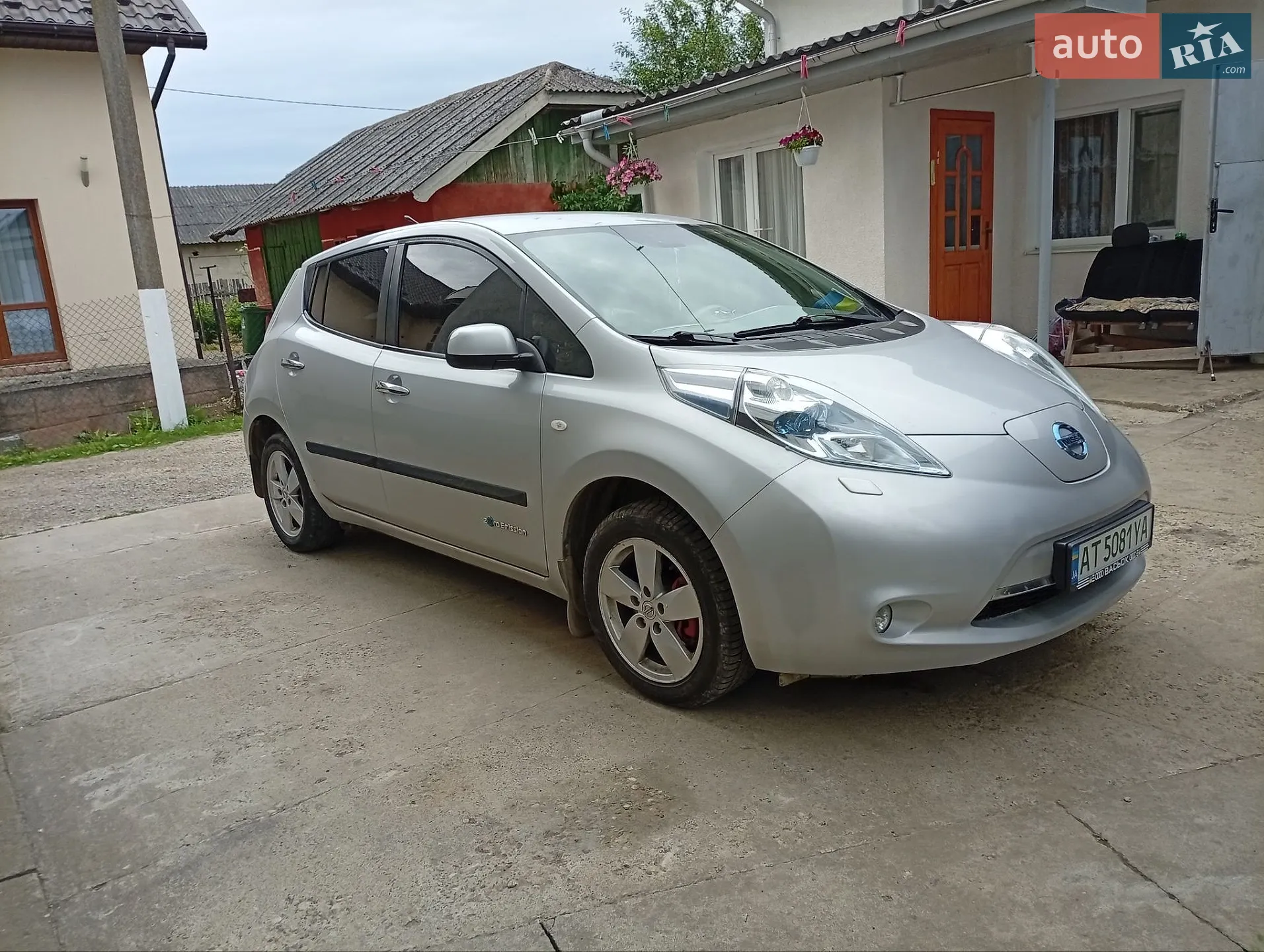 2012 Nissan Leaf - мініатюра 11