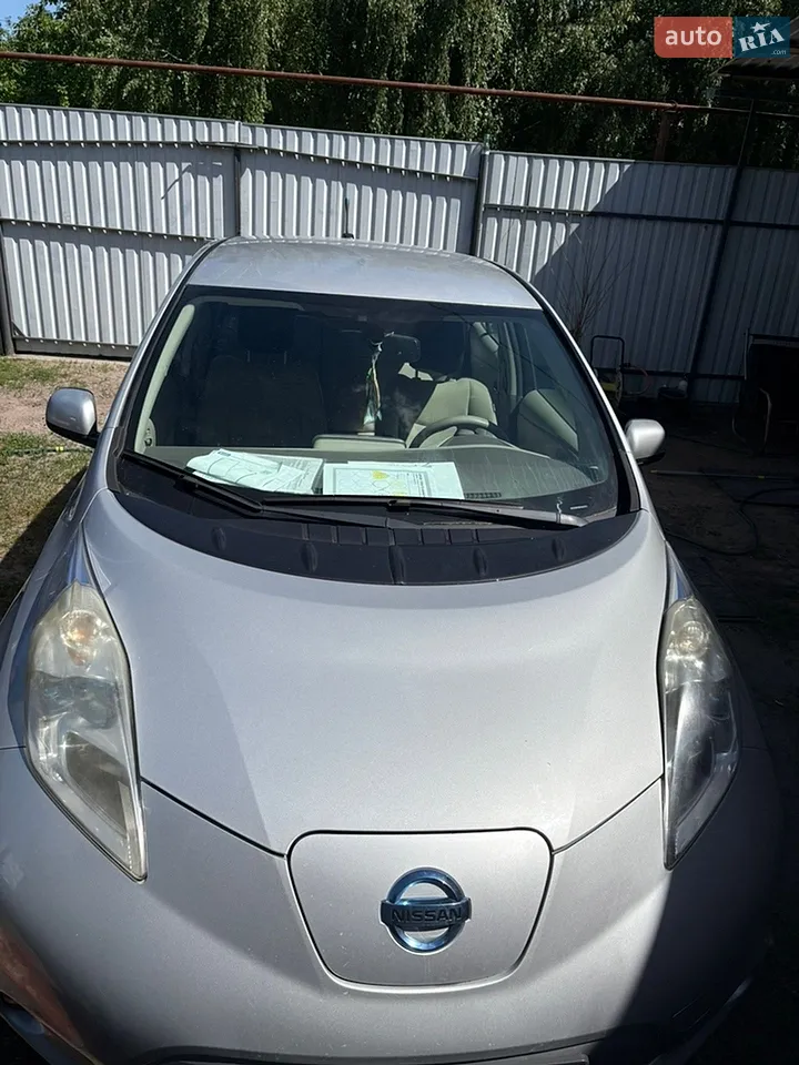 2011 Nissan Leaf - мініатюра 10