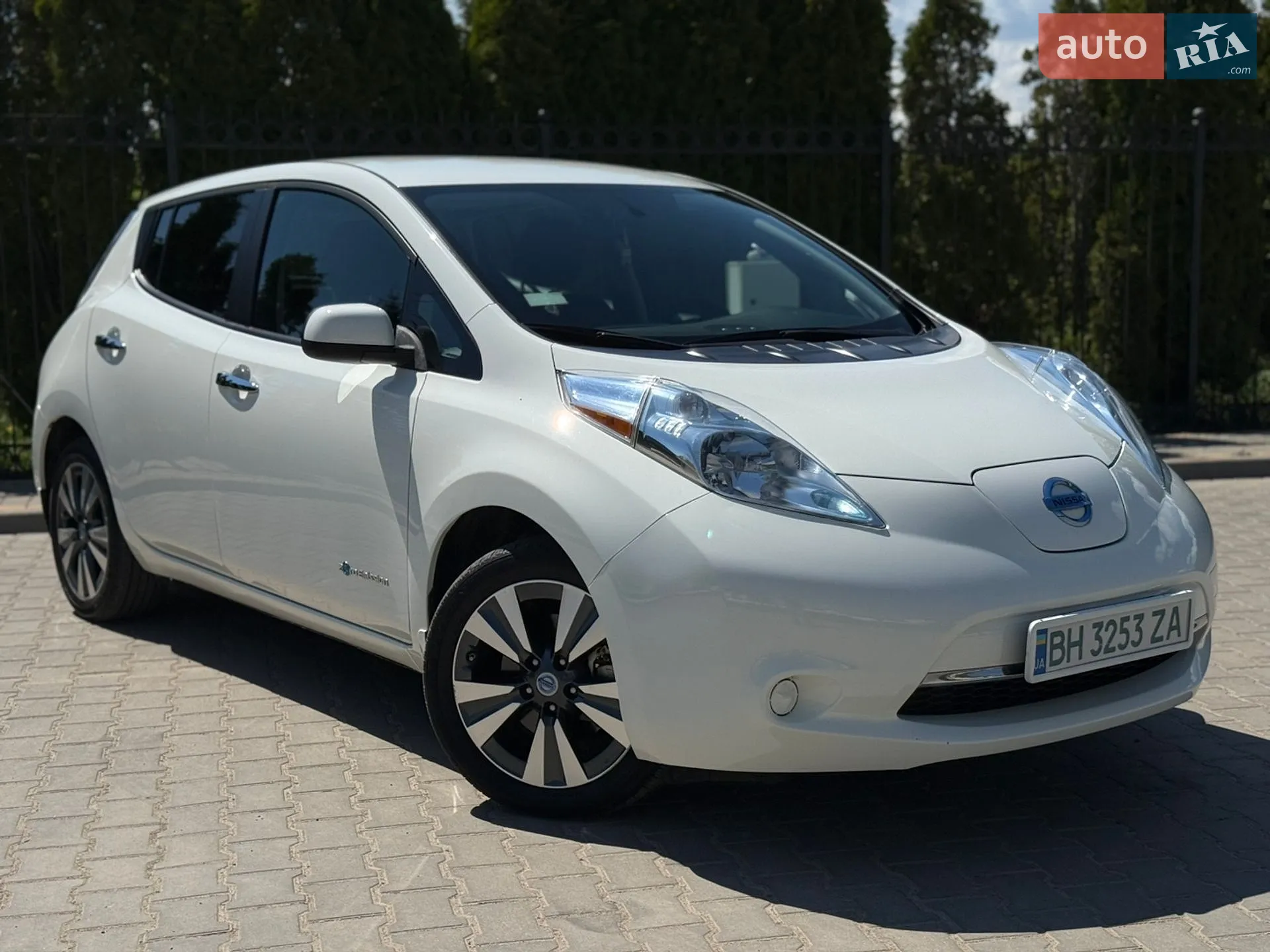 2017 Nissan Leaf - мініатюра 3