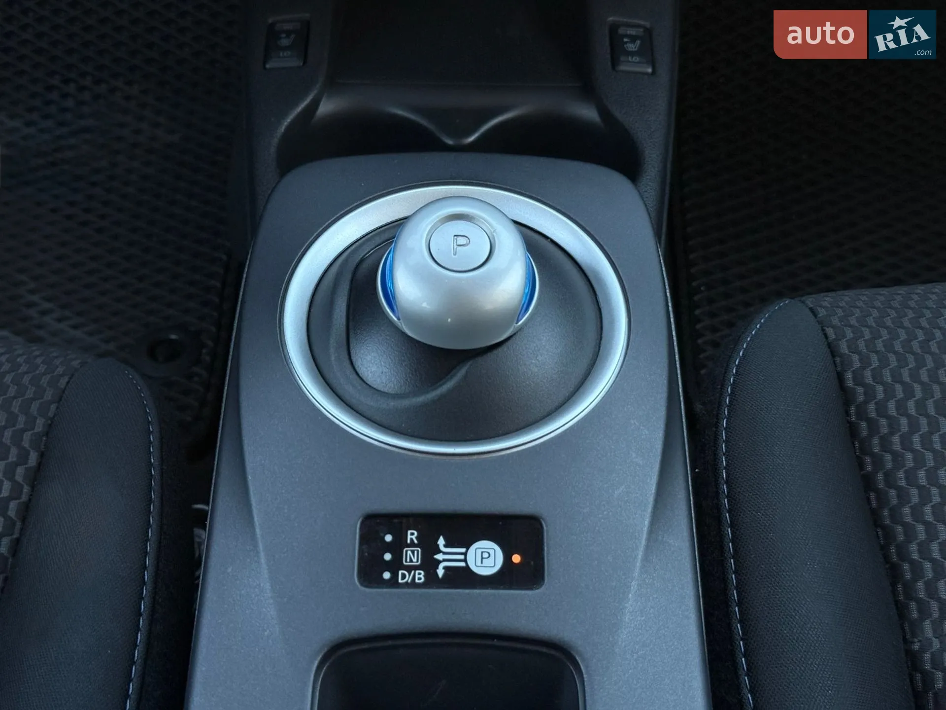2017 Nissan Leaf - мініатюра 32