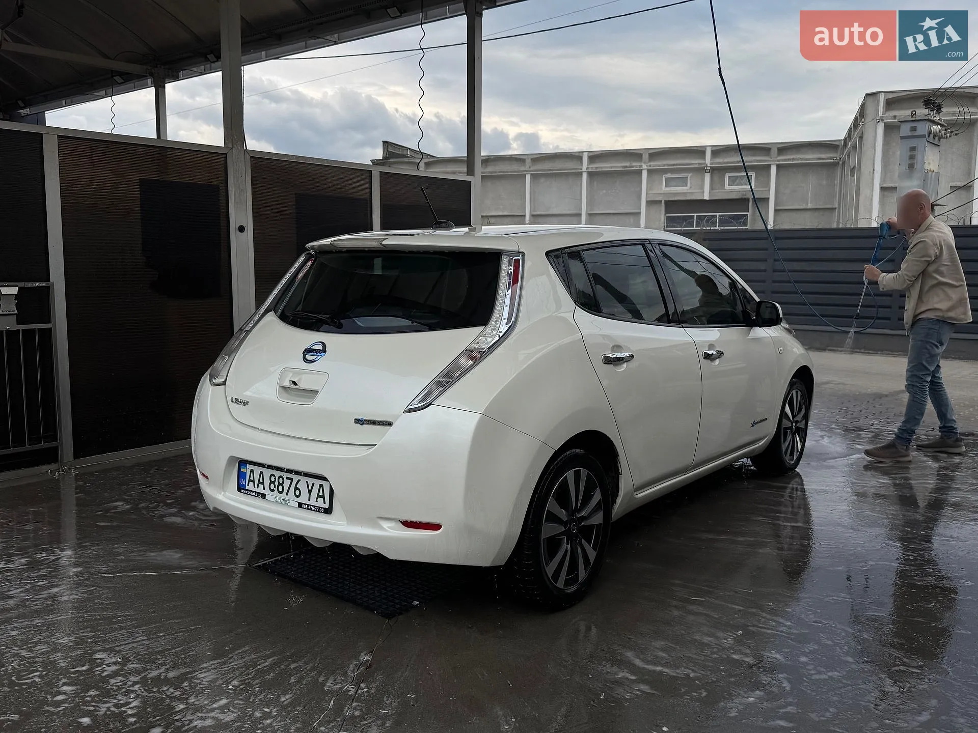 2017 Nissan Leaf - мініатюра 2