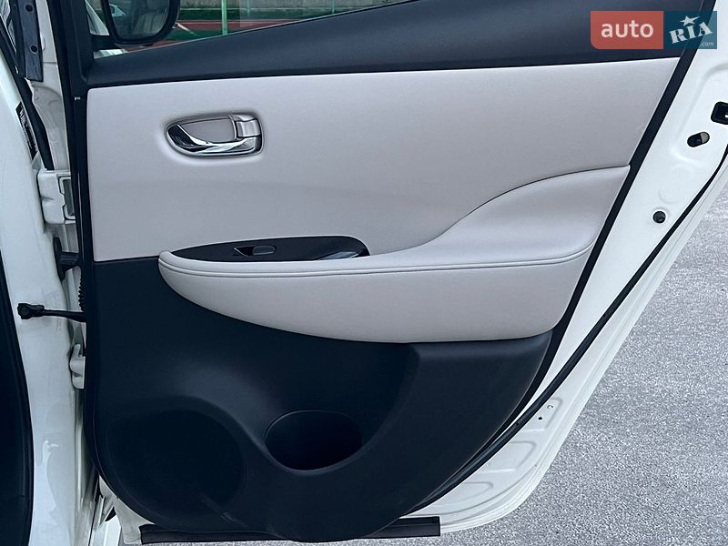 Хэтчбек Nissan Leaf 2018 в Харькове фото 24 Хэтчбек Nissan Leaf 2018 в Харькове