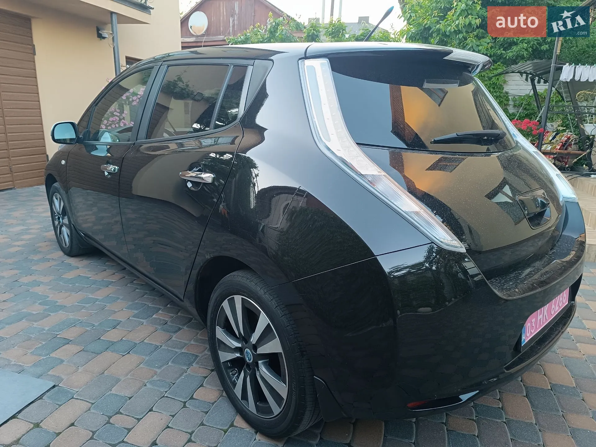 2015 Nissan Leaf - мініатюра 16