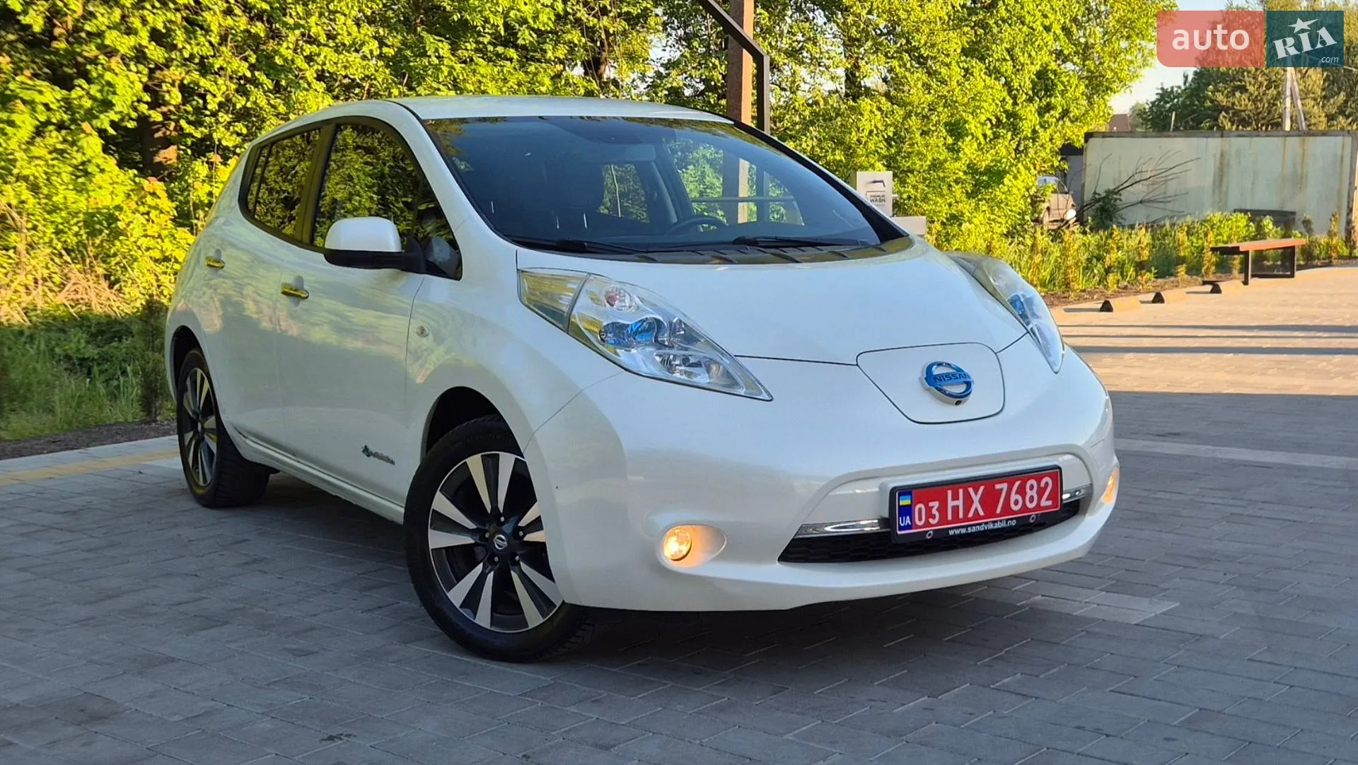 2015 Nissan Leaf - фото 1