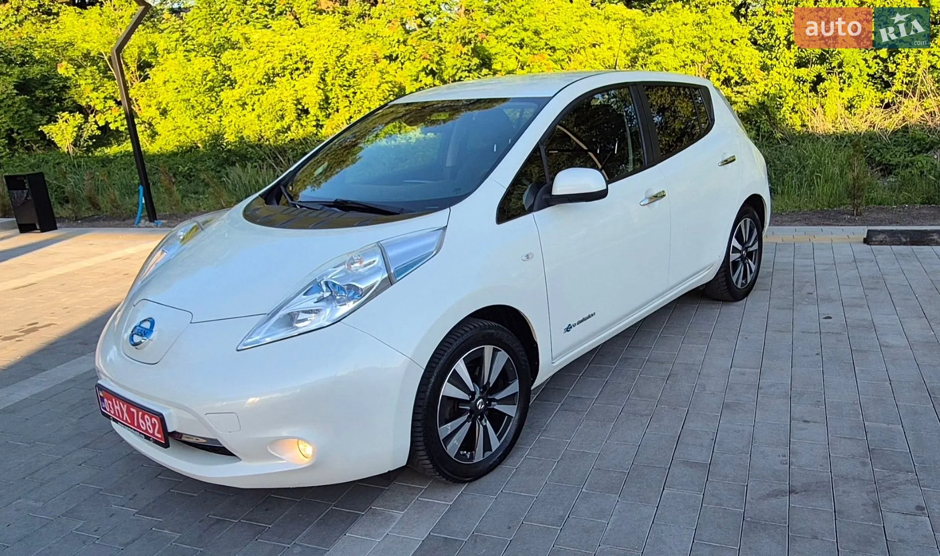 2015 Nissan Leaf - мініатюра 4