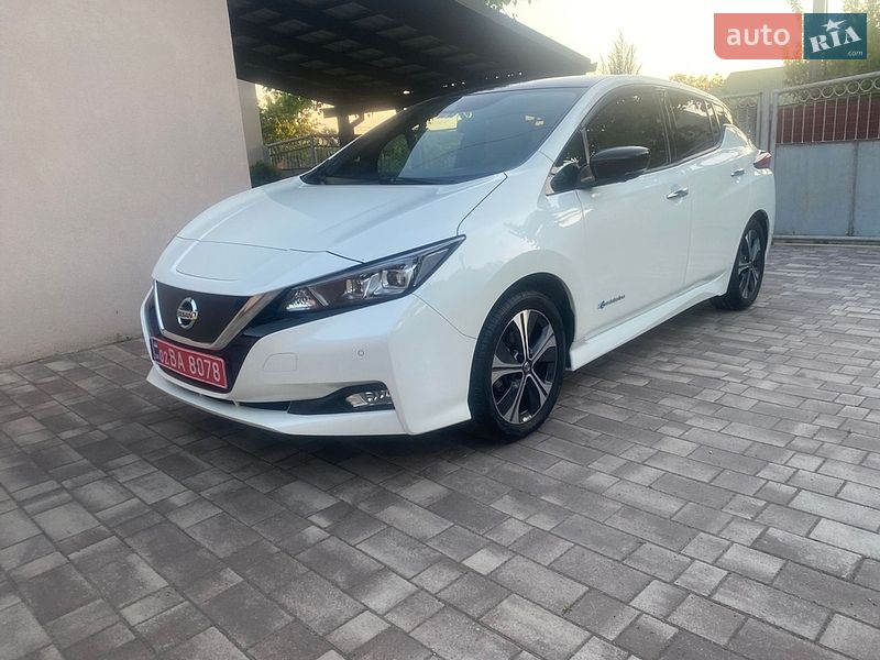 Хэтчбек Nissan Leaf 2019 в Виннице