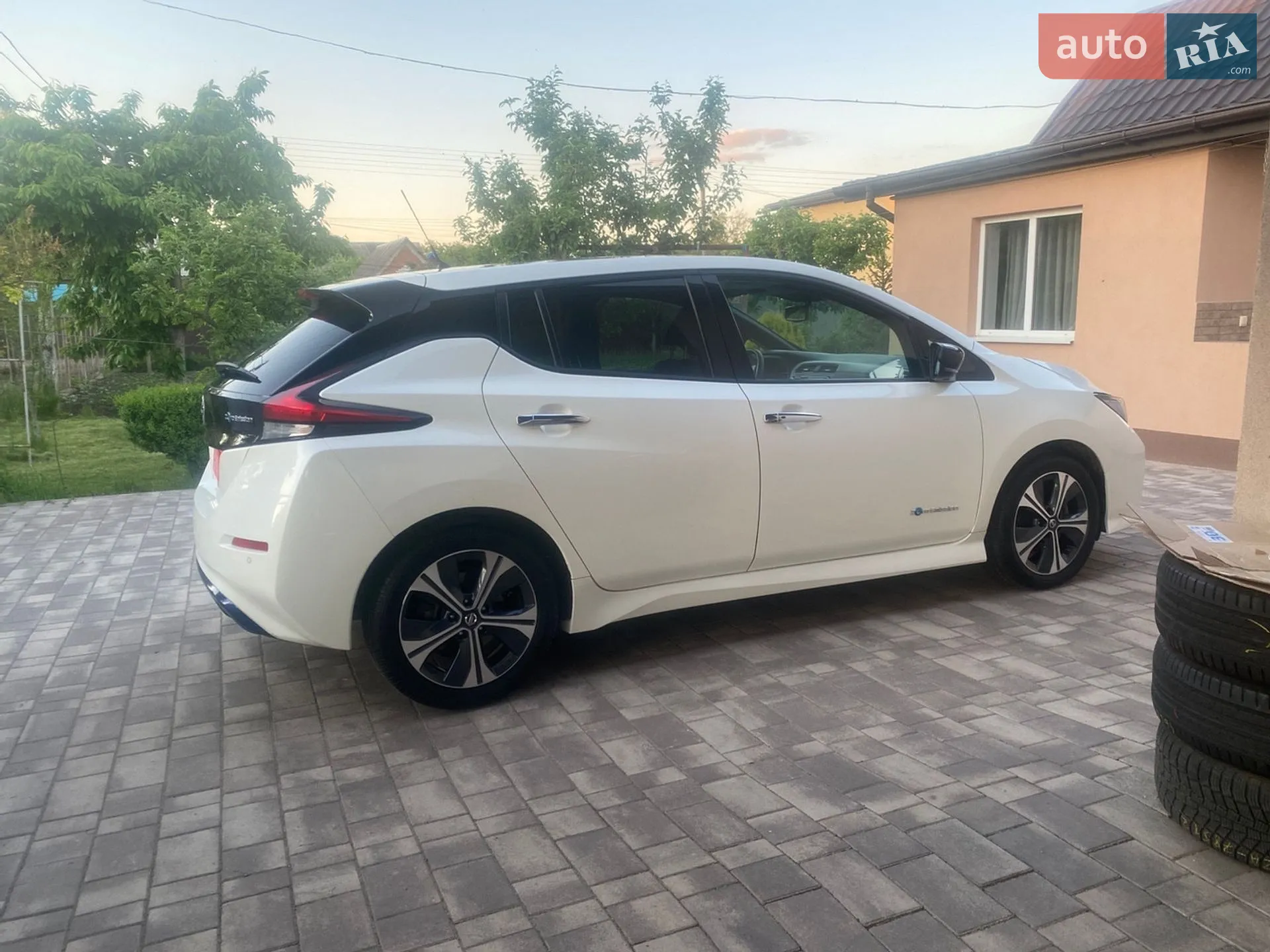 2019 Nissan Leaf - мініатюра 9