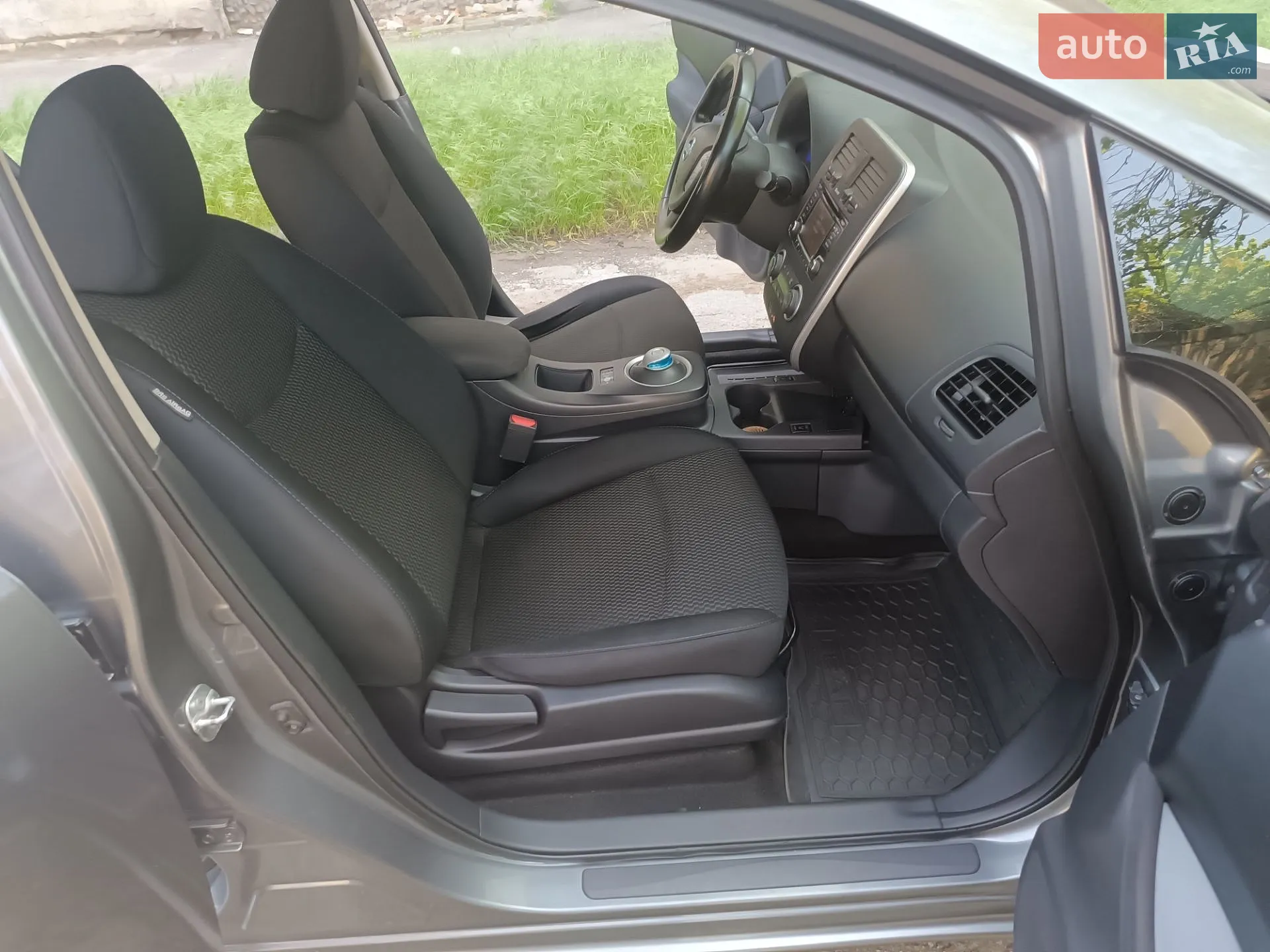 2016 Nissan Leaf - мініатюра 25