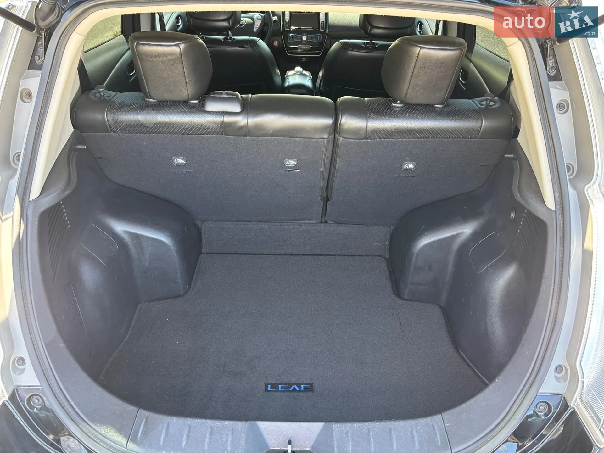 2016 Nissan Leaf - мініатюра 12
