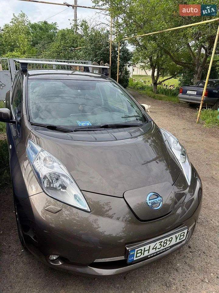 2016 Nissan Leaf - мініатюра 15