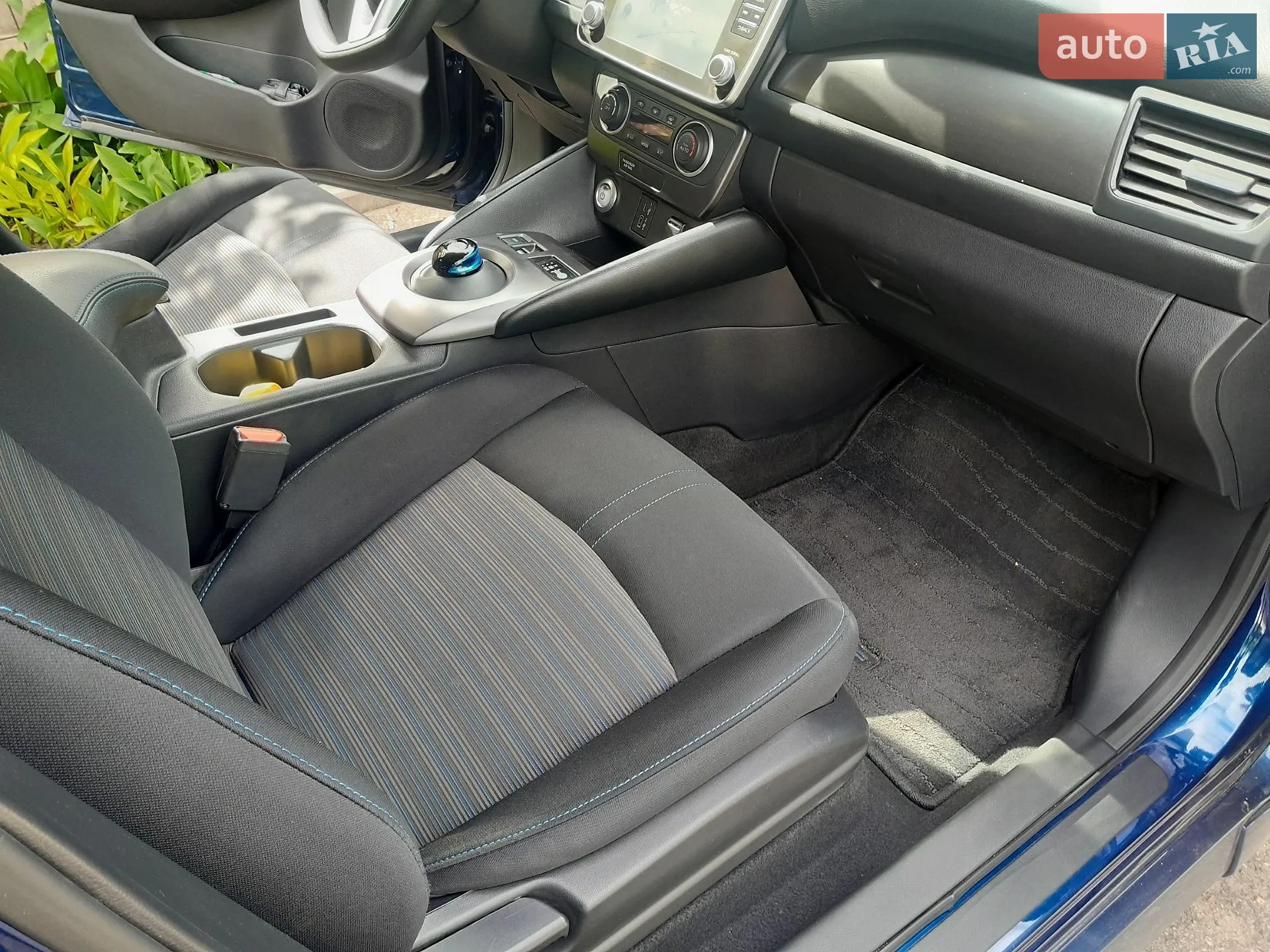 2022 Nissan Leaf - мініатюра 12