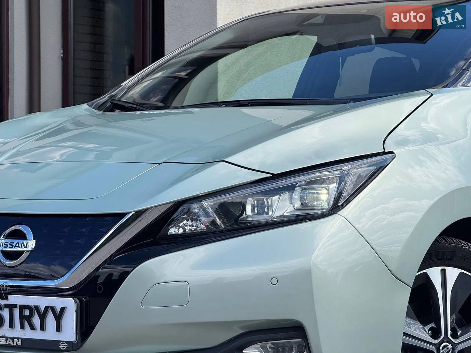 2020 Nissan Leaf - мініатюра 11