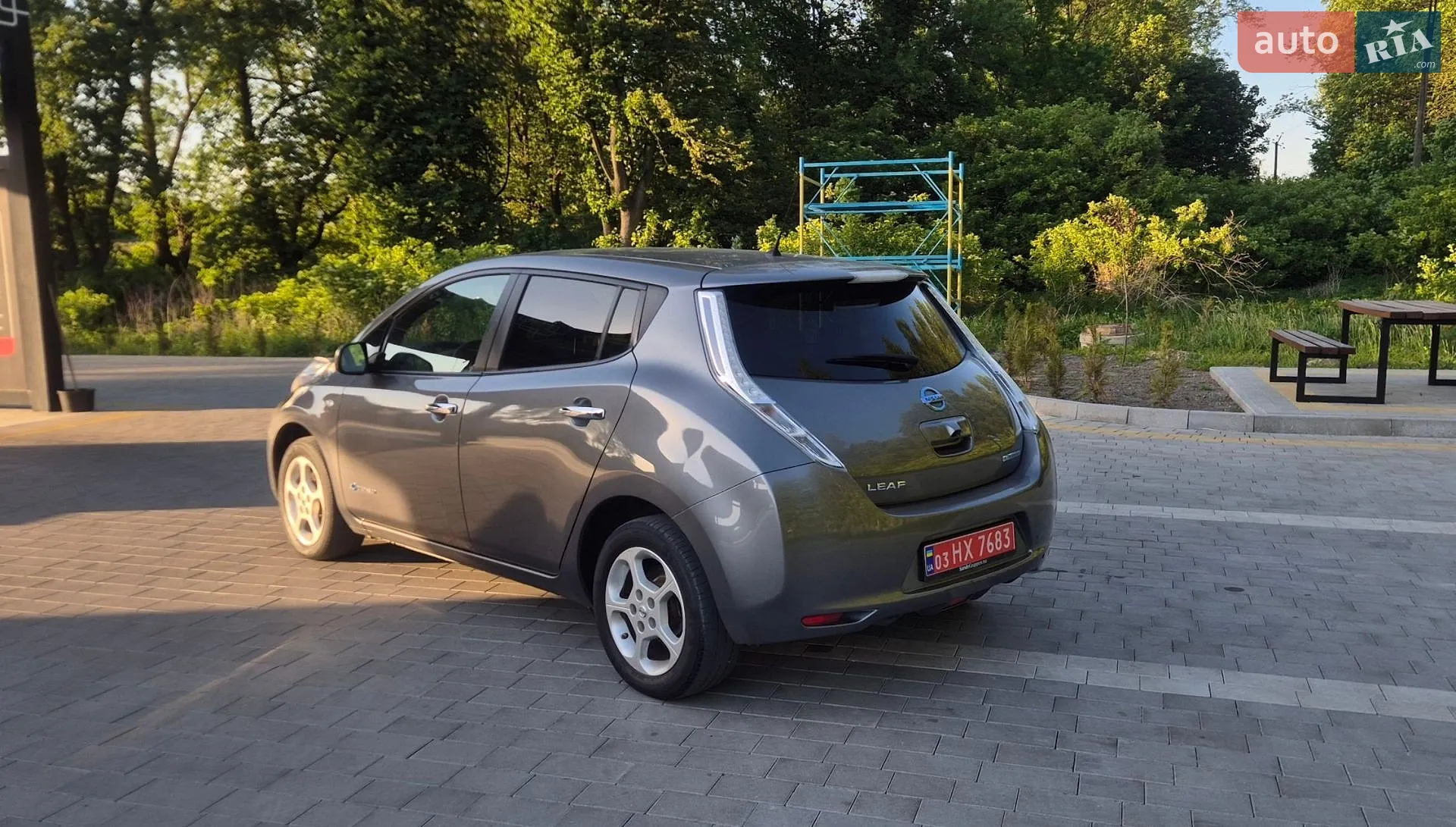 2015 Nissan Leaf - мініатюра 9