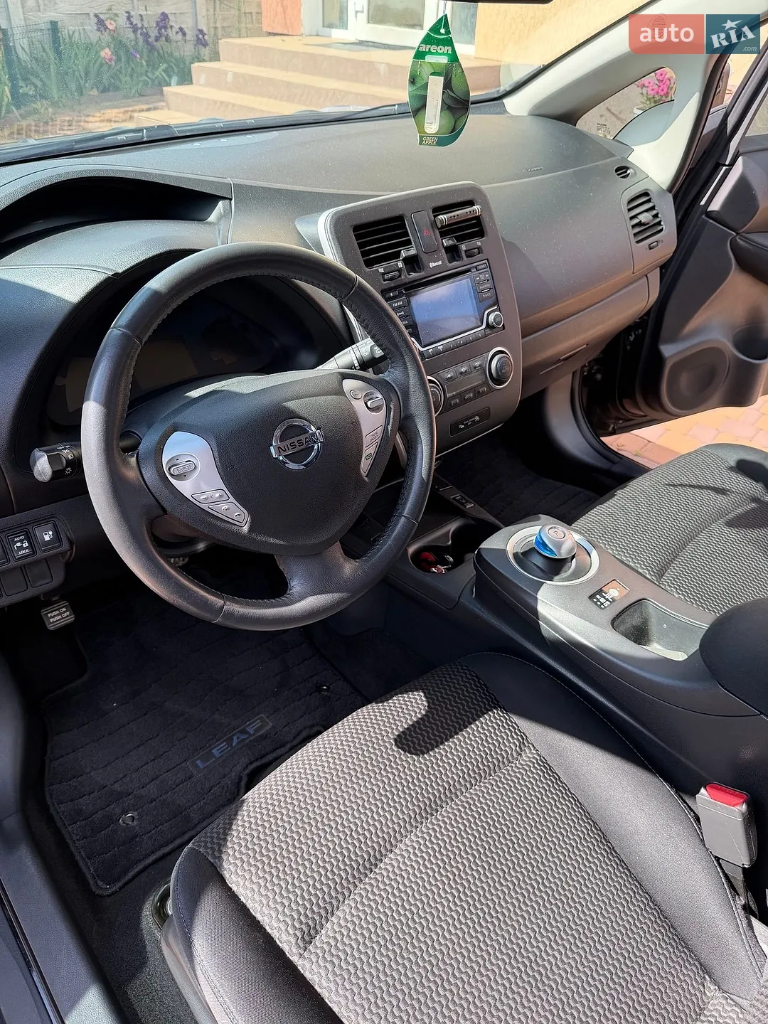 2017 Nissan Leaf - мініатюра 8