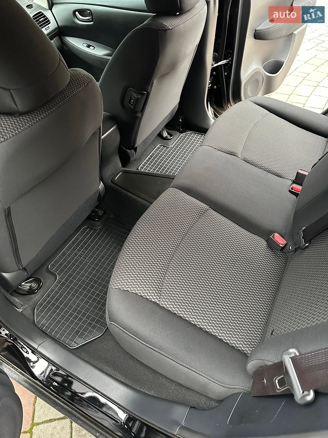 2015 Nissan Leaf - мініатюра 11