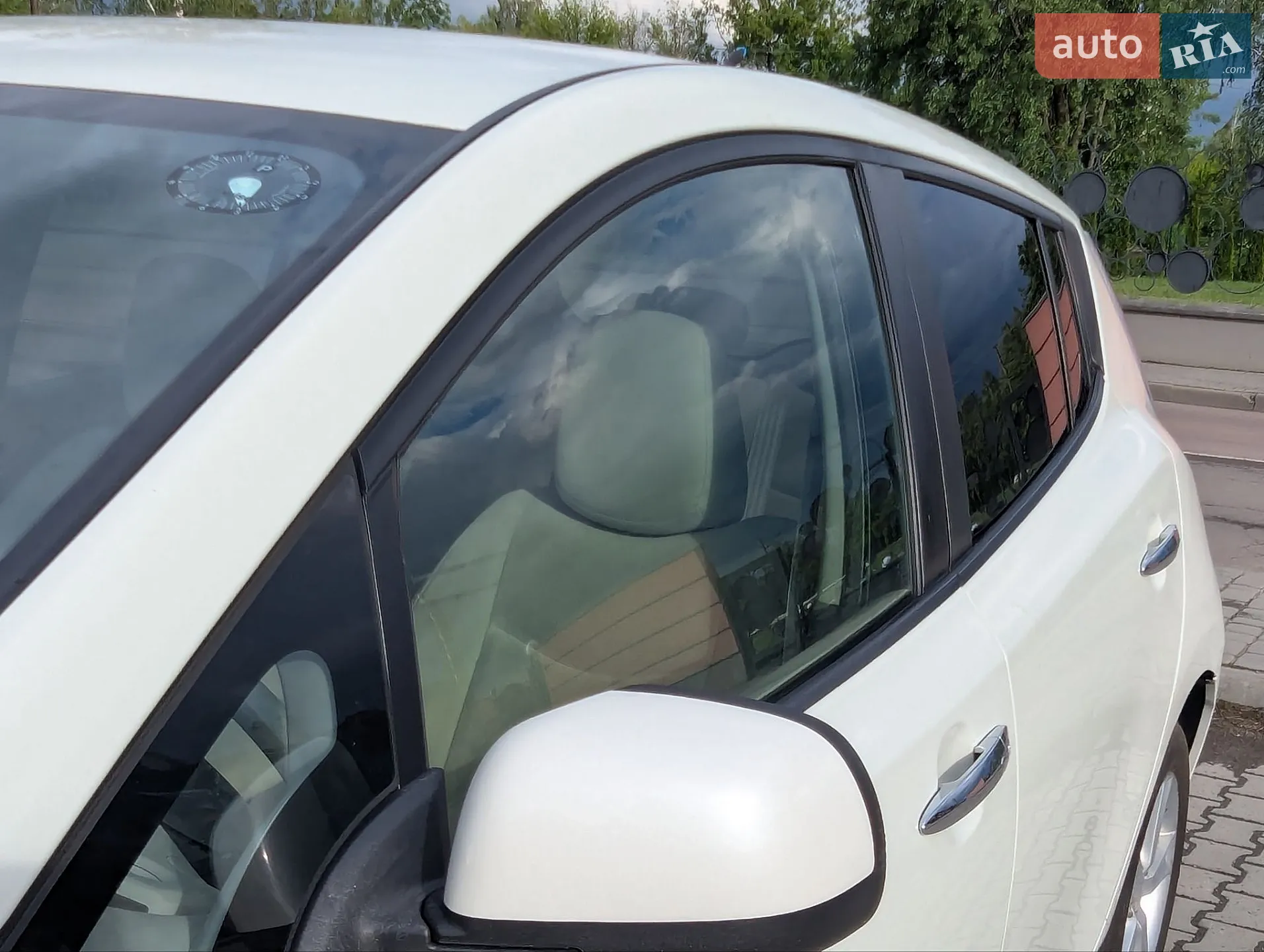 2012 Nissan Leaf - мініатюра 9