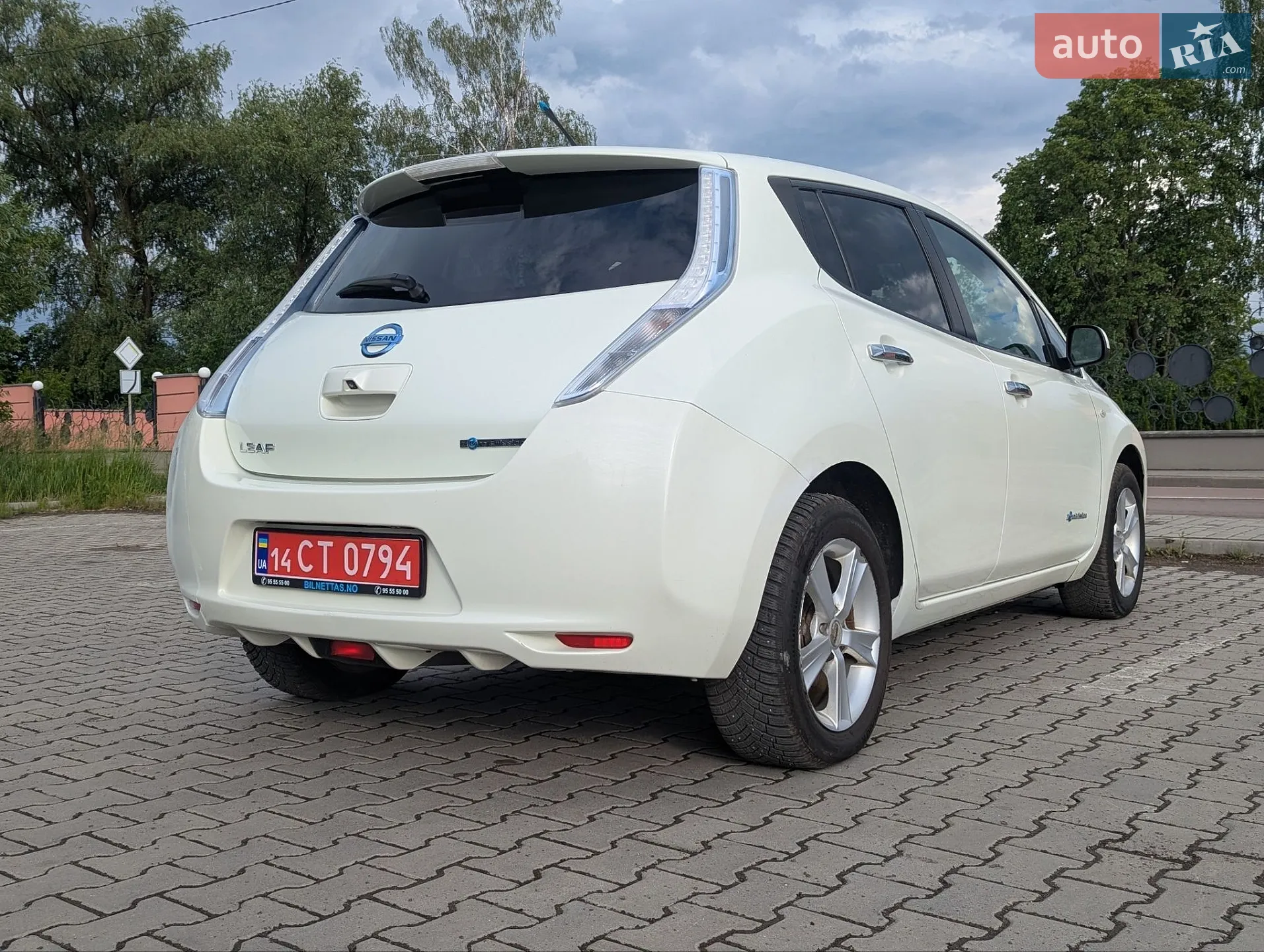 2012 Nissan Leaf - мініатюра 13