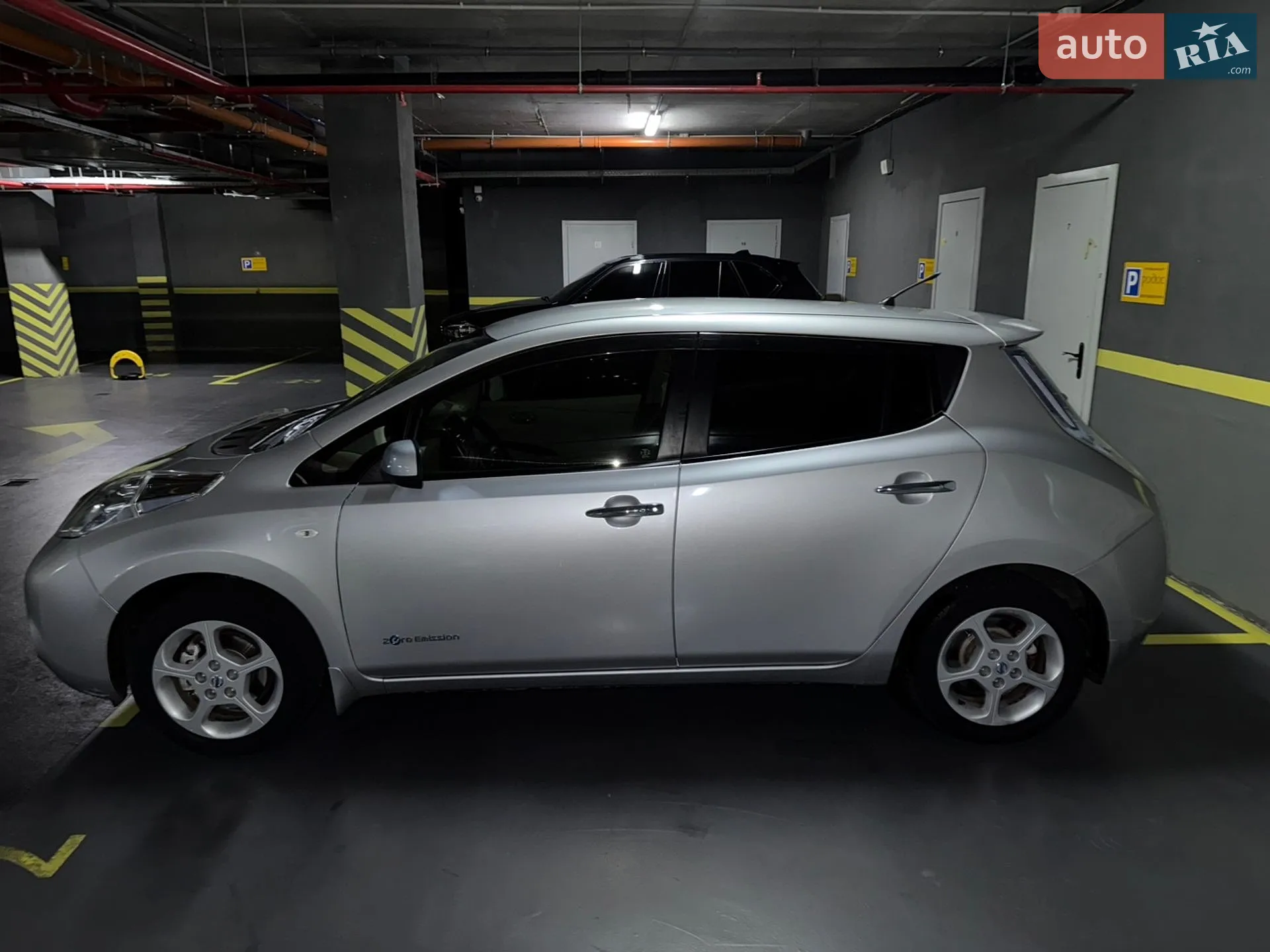 2011 Nissan Leaf - мініатюра 4