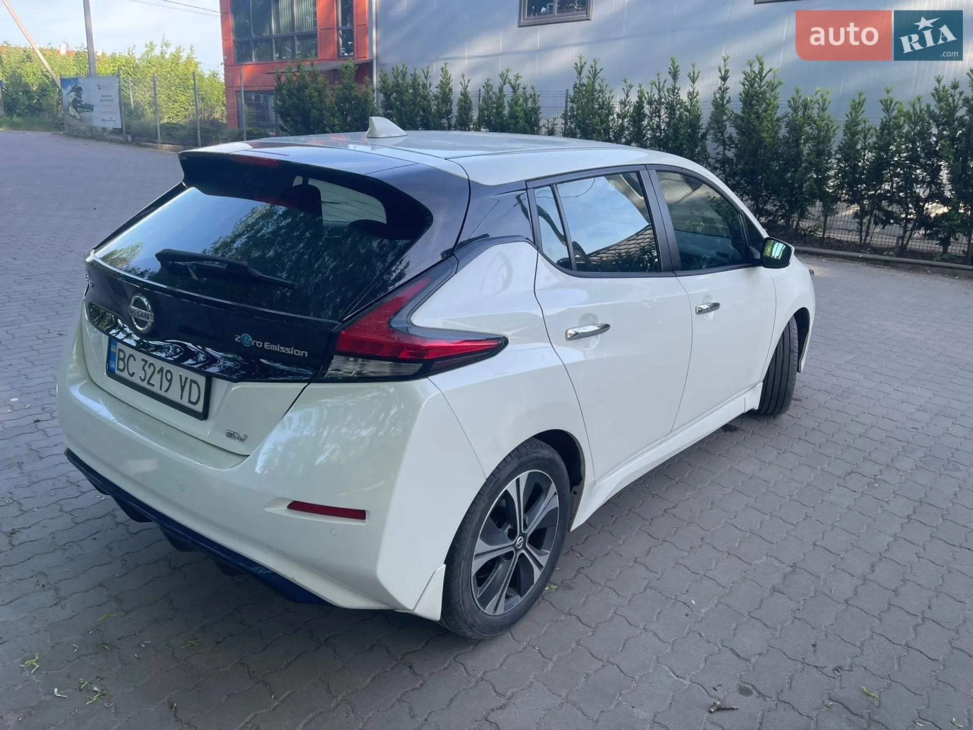 2021 Nissan Leaf - мініатюра 4