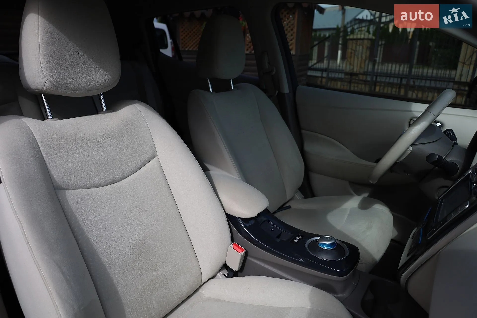 2011 Nissan Leaf - мініатюра 38