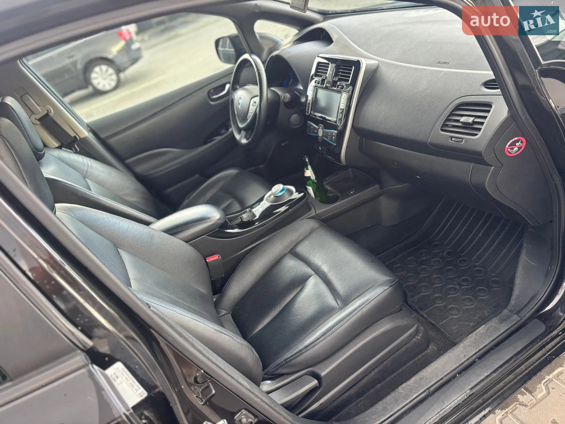 2015 Nissan Leaf - мініатюра 25