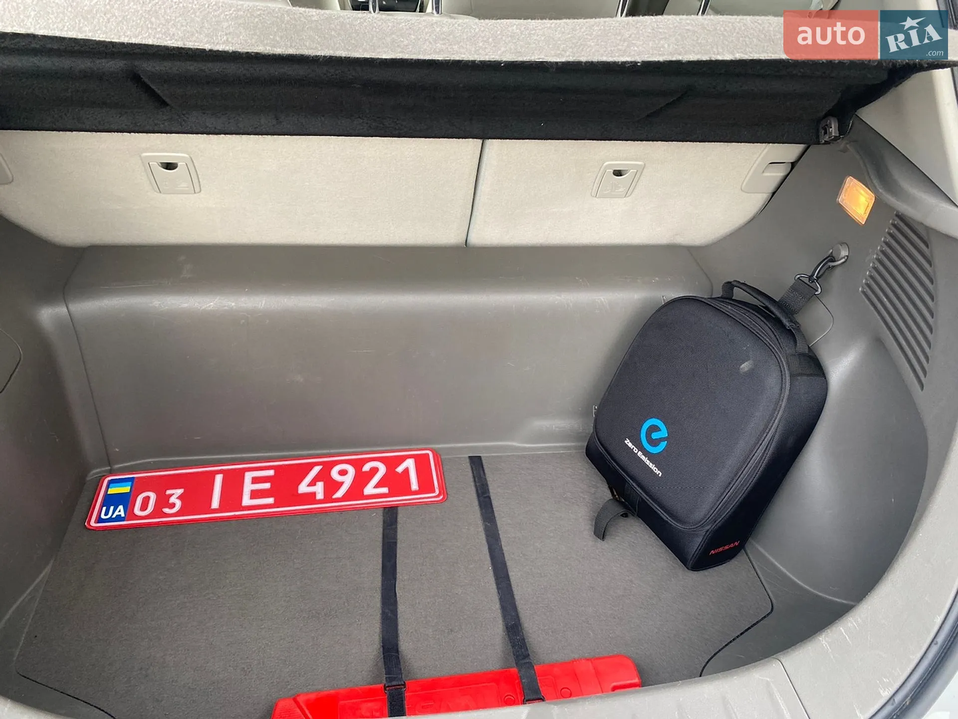 2012 Nissan Leaf - мініатюра 22