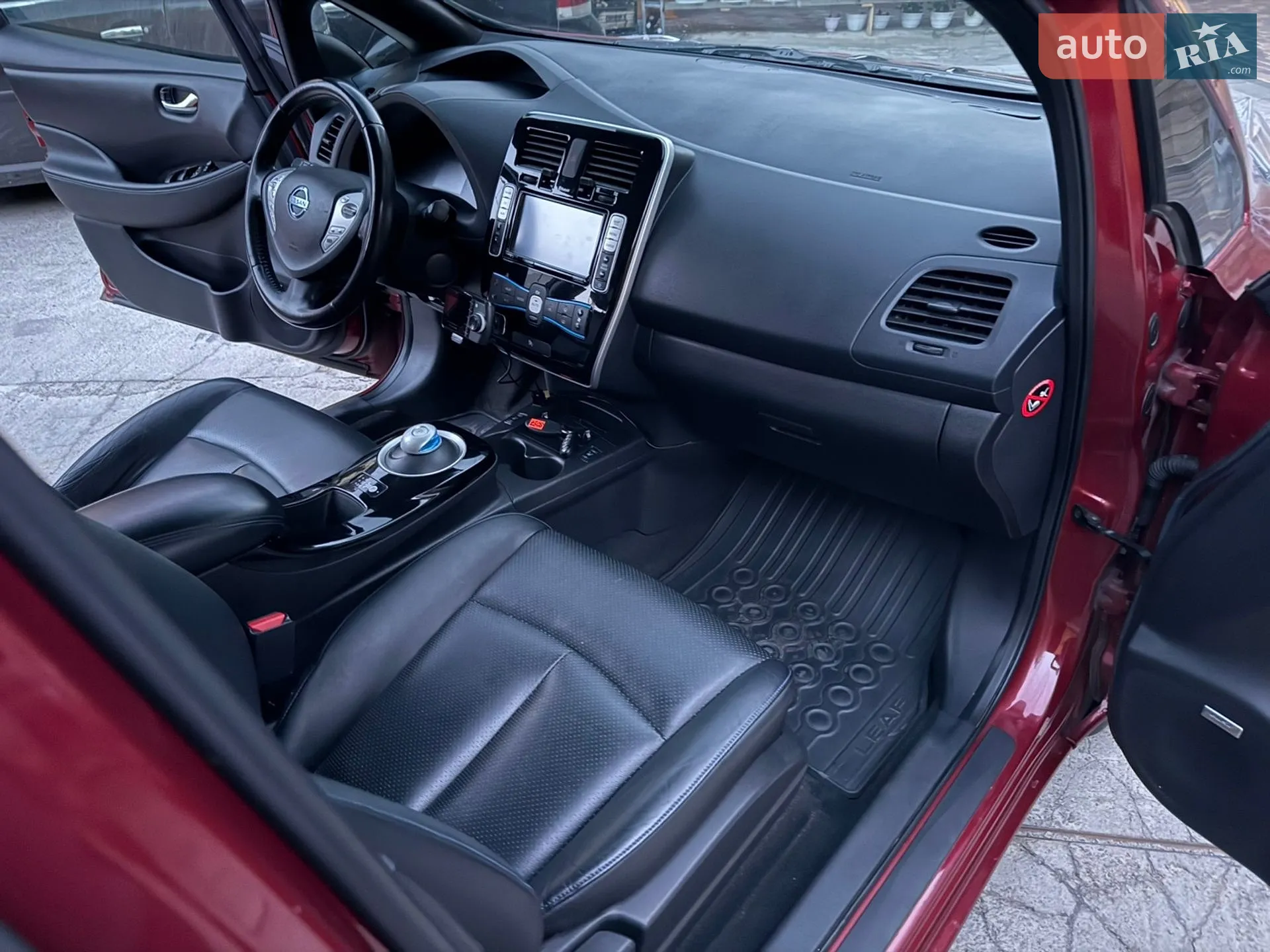 2013 Nissan Leaf - мініатюра 35