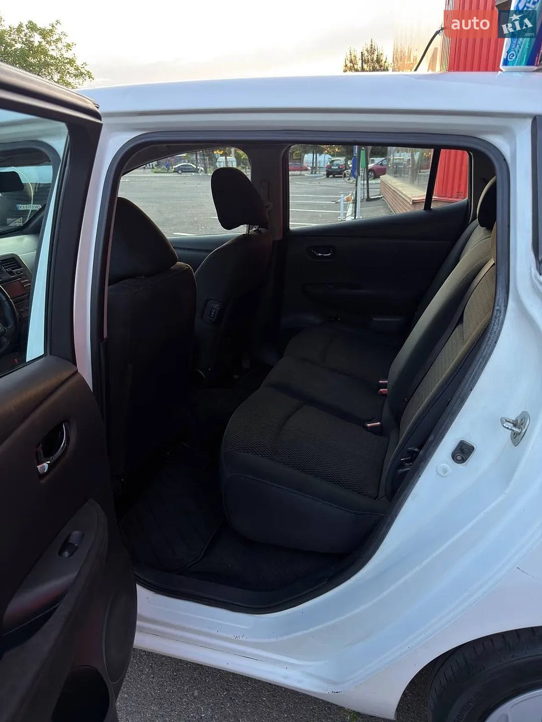 2013 Nissan Leaf - мініатюра 8