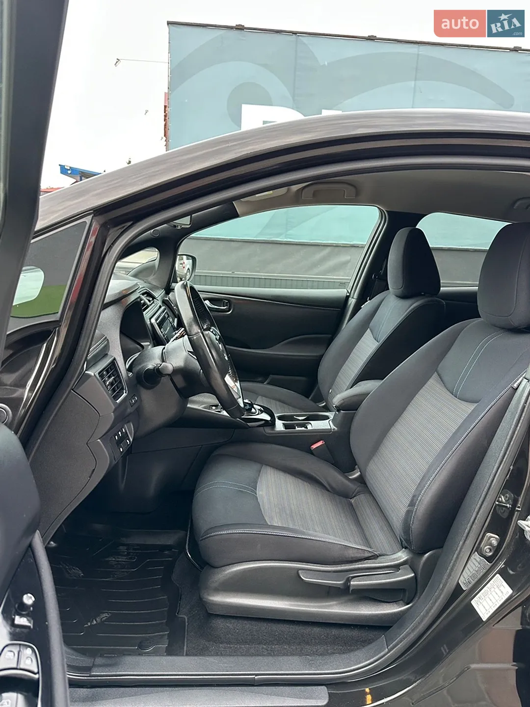 2018 Nissan Leaf - мініатюра 40