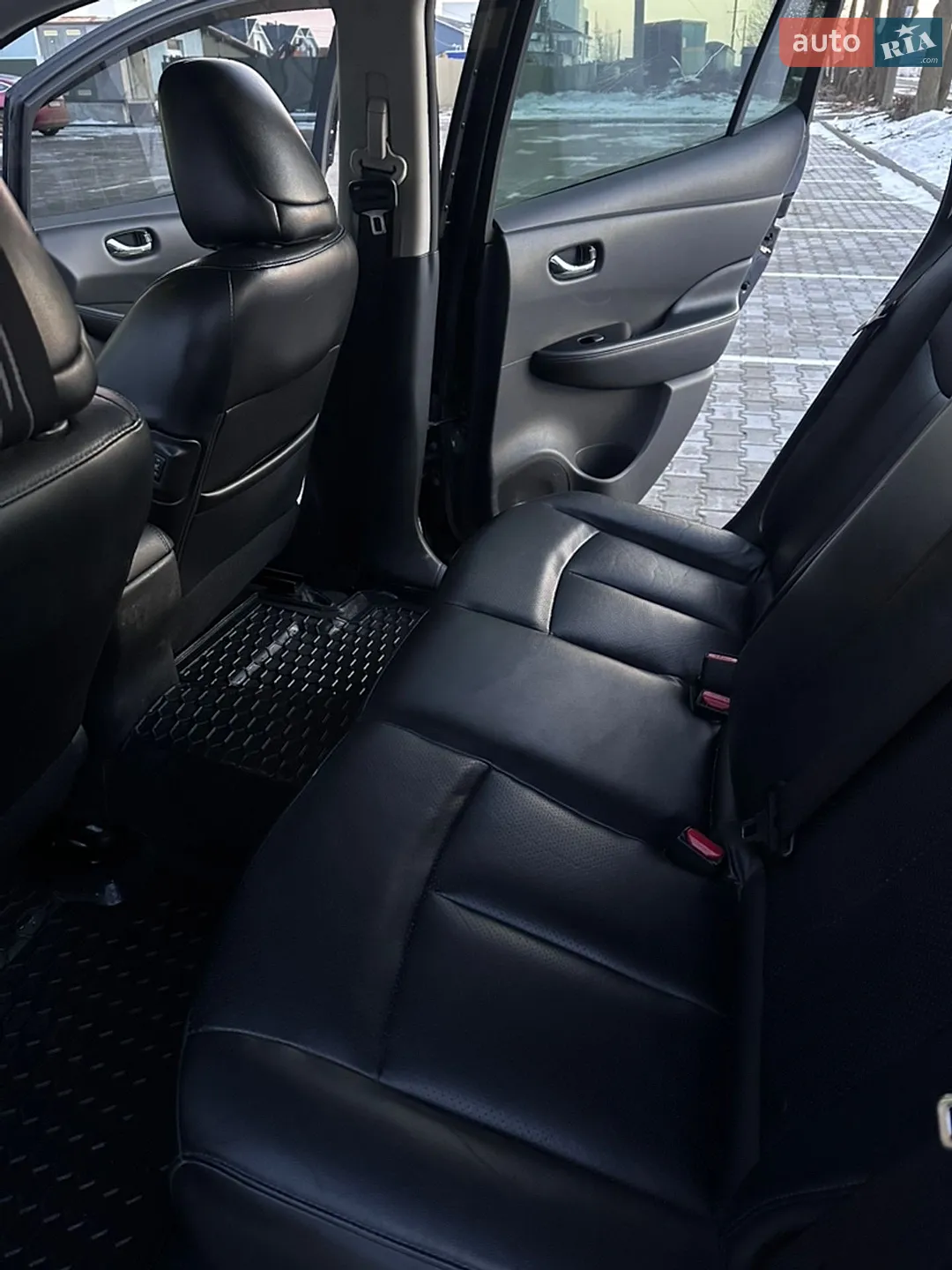 2014 Nissan Leaf - мініатюра 13