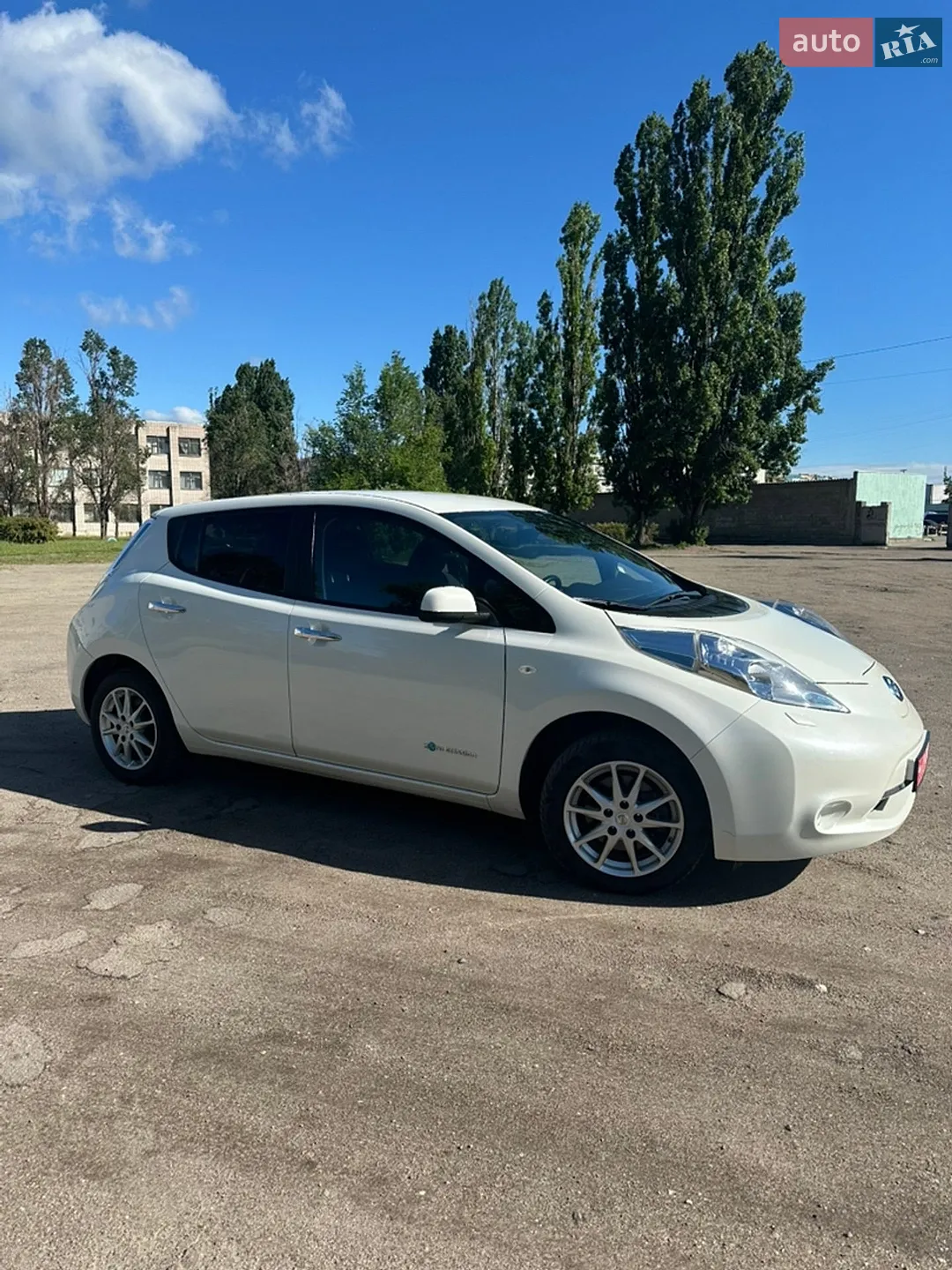 2017 Nissan Leaf - мініатюра 2