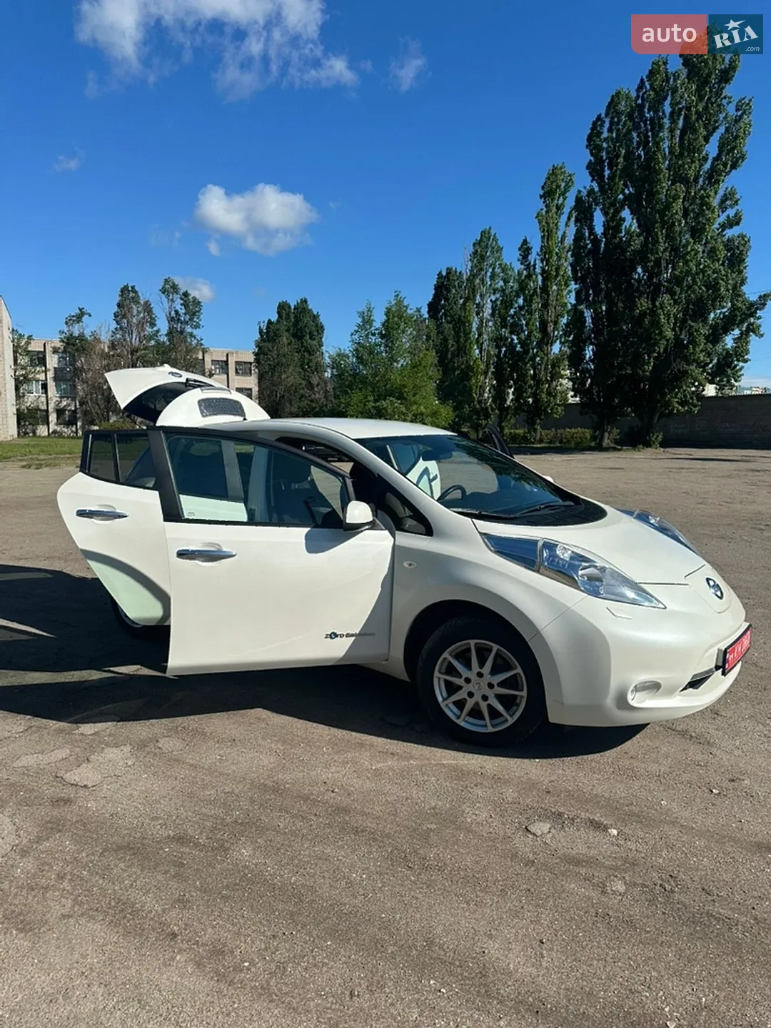 2017 Nissan Leaf - мініатюра 22