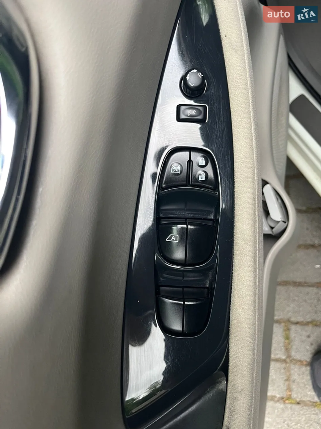 2011 Nissan Leaf - мініатюра 10